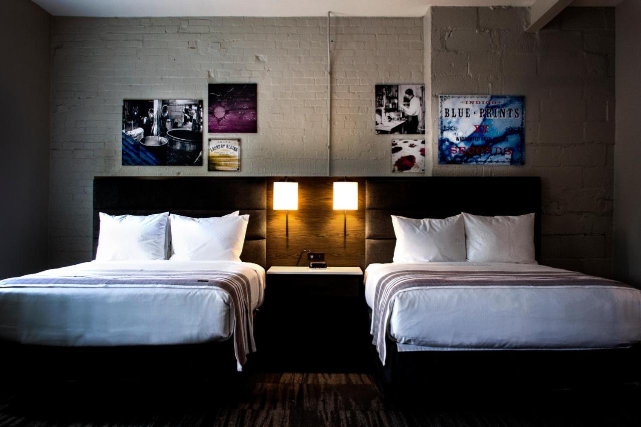 Hotel Millwright Amana Bagian luar foto